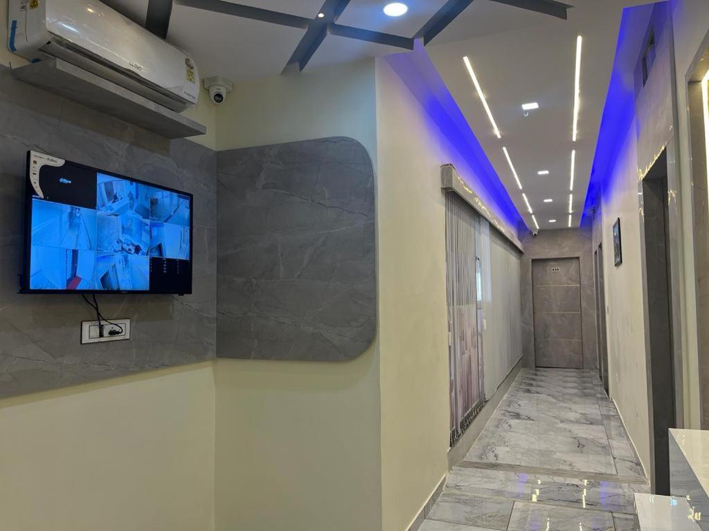 Hotel Sunrise فَدودارا المظهر الخارجي الصورة