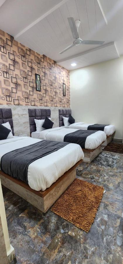Hotel Sunrise فَدودارا المظهر الخارجي الصورة