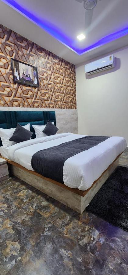 Hotel Sunrise فَدودارا المظهر الخارجي الصورة